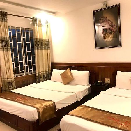 Duc Loc 2 Hotel Hue Eksteriør bilde